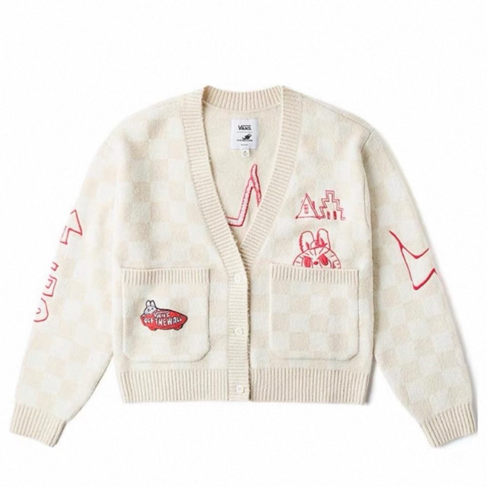 [SOLD‼️] Labubu x Vans Collab Cardigan size XS